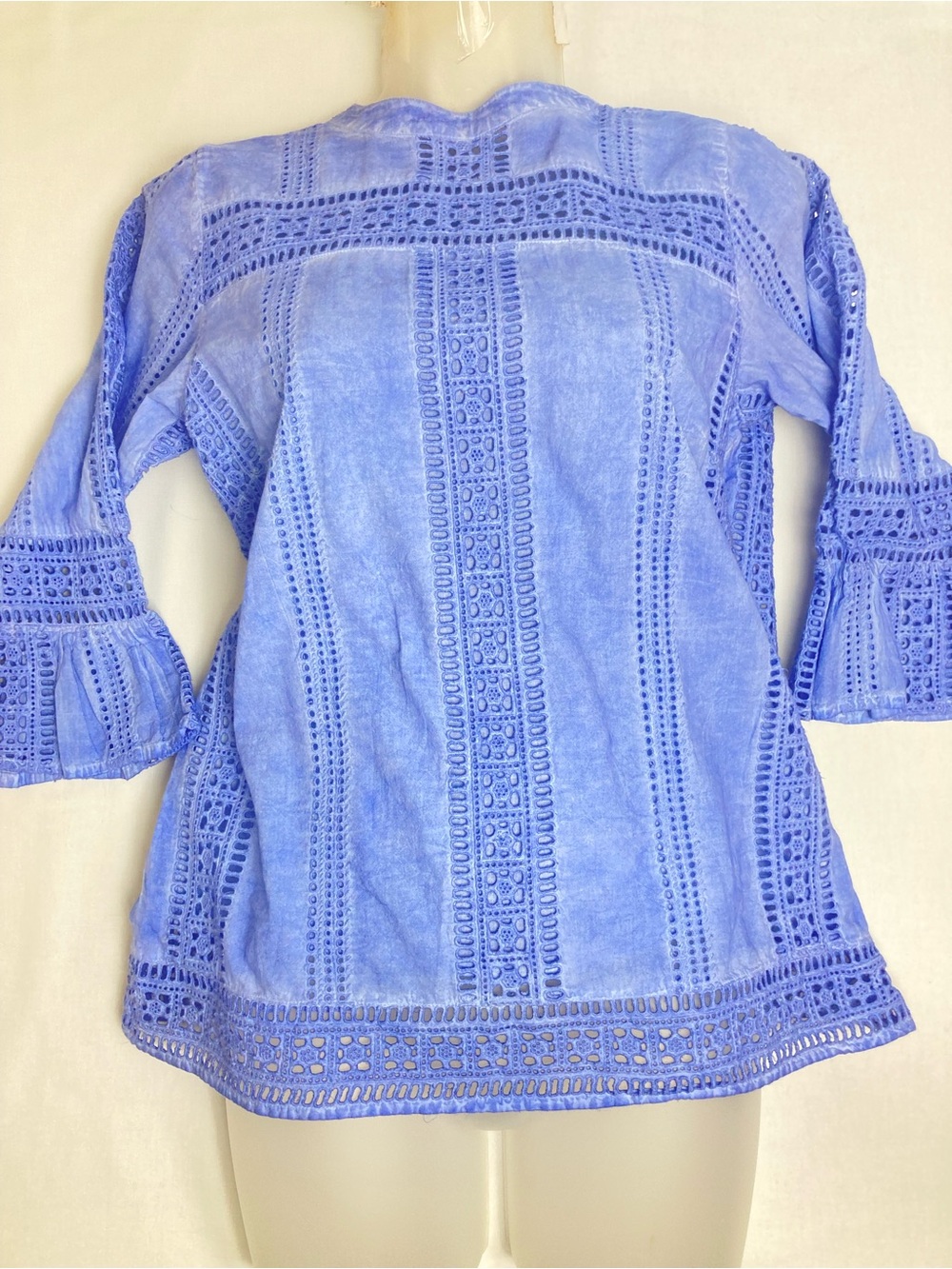 THML Cotton Eyelet Periwinkle Blue 3/4 Bell Sleeve Top Size XS - Picture 4 of 16
